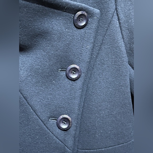 Trina Turk beautiful asymmetrical Navy Wool coat. EUC size 8 - Picture 3 of 9